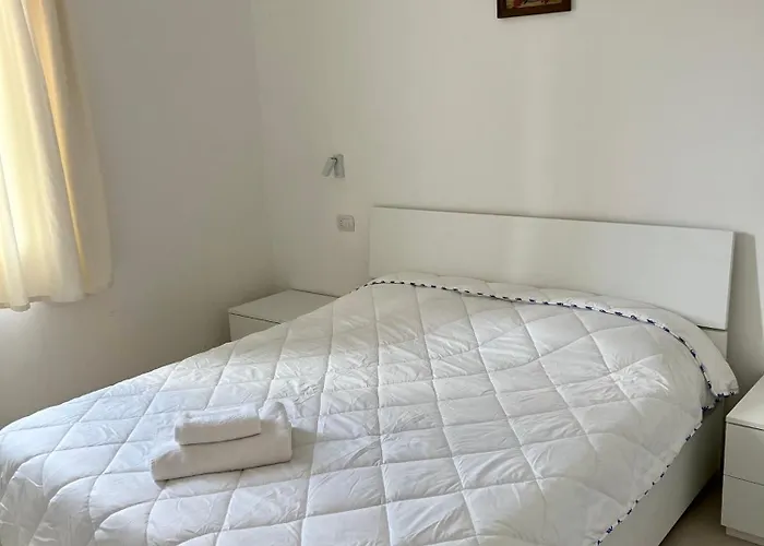 بيت ضيافة Casa San Michele ساسْوولو